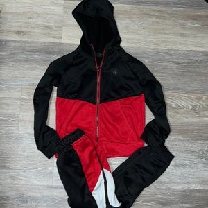 Body Glove Tracksuit Black Red White full Zip with hood has pockets size 6
